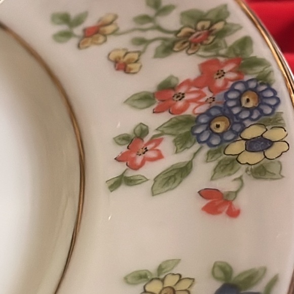 HEINRICH & CO BEAUTIFUL FLORAL TEACUP AND SAUCER - Picture 6 of 15